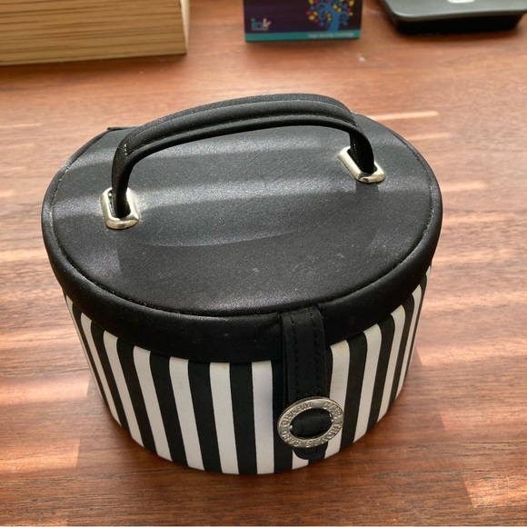 Thomas Sabo Jewelry Box - Picture 3 of 5